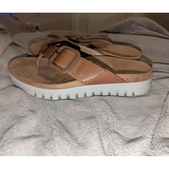 Vionic Uptown Marin Women's Wedge Thong Orthopedic Sandal Tan Leather NIB 7.5M - Picture 4 of 9